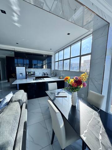 Saint Luxury Apartment – 402 gallery image 2