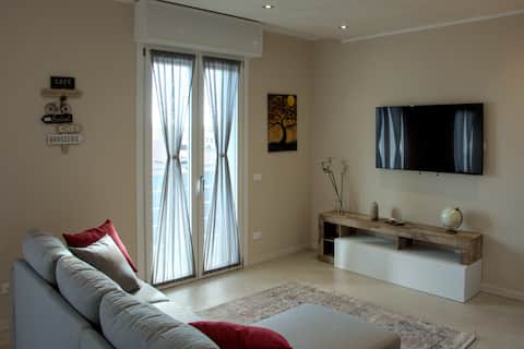 Top Airbnb: Al Forte Suite Home a Peschiera Del Garda