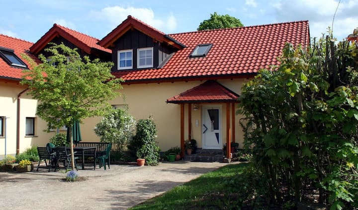 Ferienhof Sennert  Ferienwohnung Sonnenblume - Amorbach