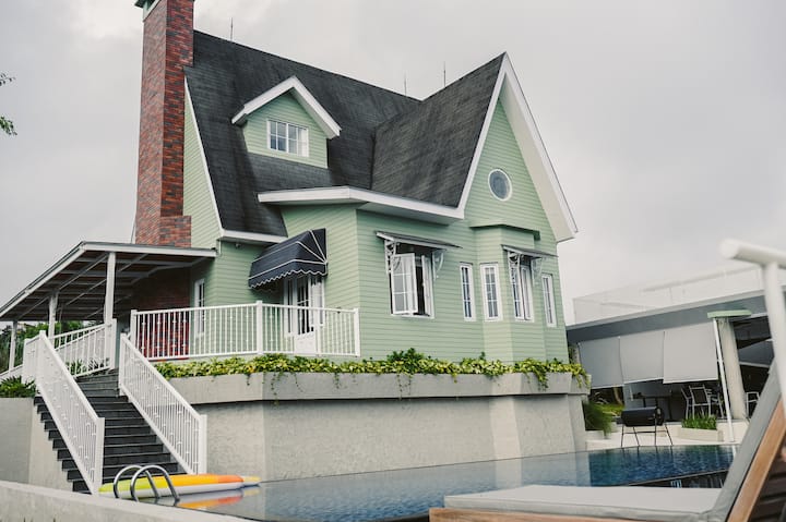 Main Villa