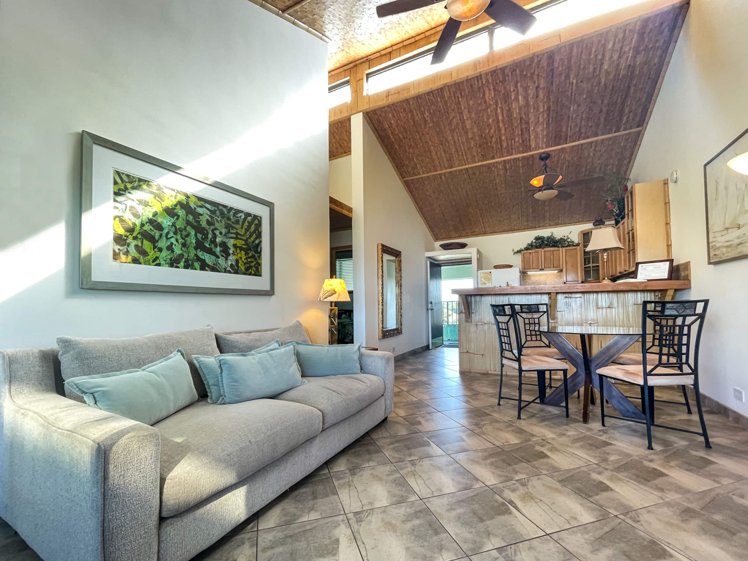 Tropical  Penthouse with Views - Mauna Loa shores - Image 2