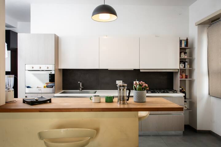 Luminoso appartamento Laterani36