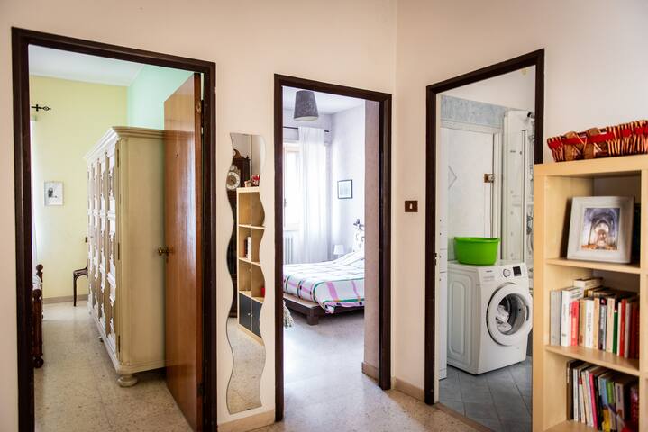 Luminoso appartamento Laterani36 gallery image 3