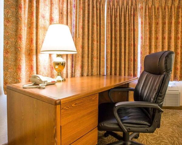 University Inn at San Luis Obispo managed Airbnb listing 3