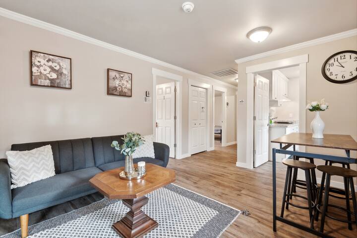 Judkins House – Close to Downtown gallery image 4