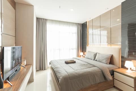 Charming 2BR near downtown- central park