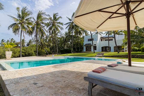 LakeSide House - 2 bedrooms