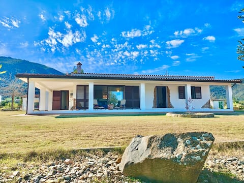 Villa "Is Carcuris" Jennas