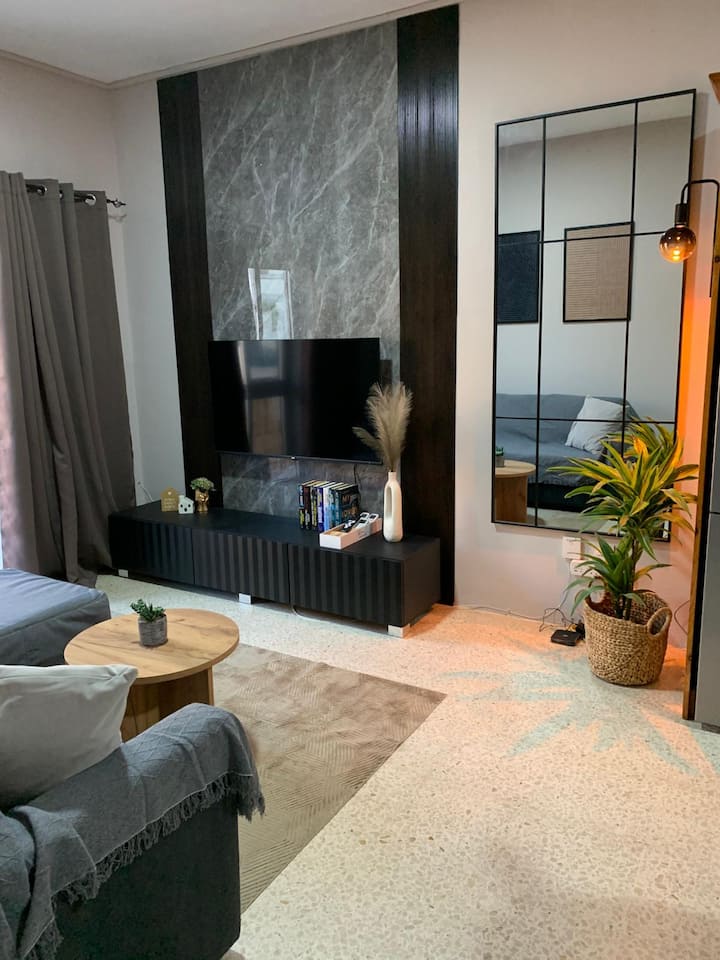 3-bedroom Apartment Top Location - Malta
