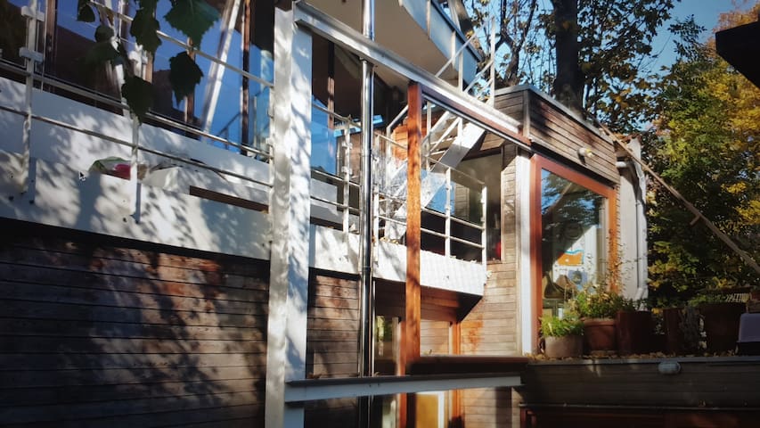 Charmante maison dans un îlot verdoyant