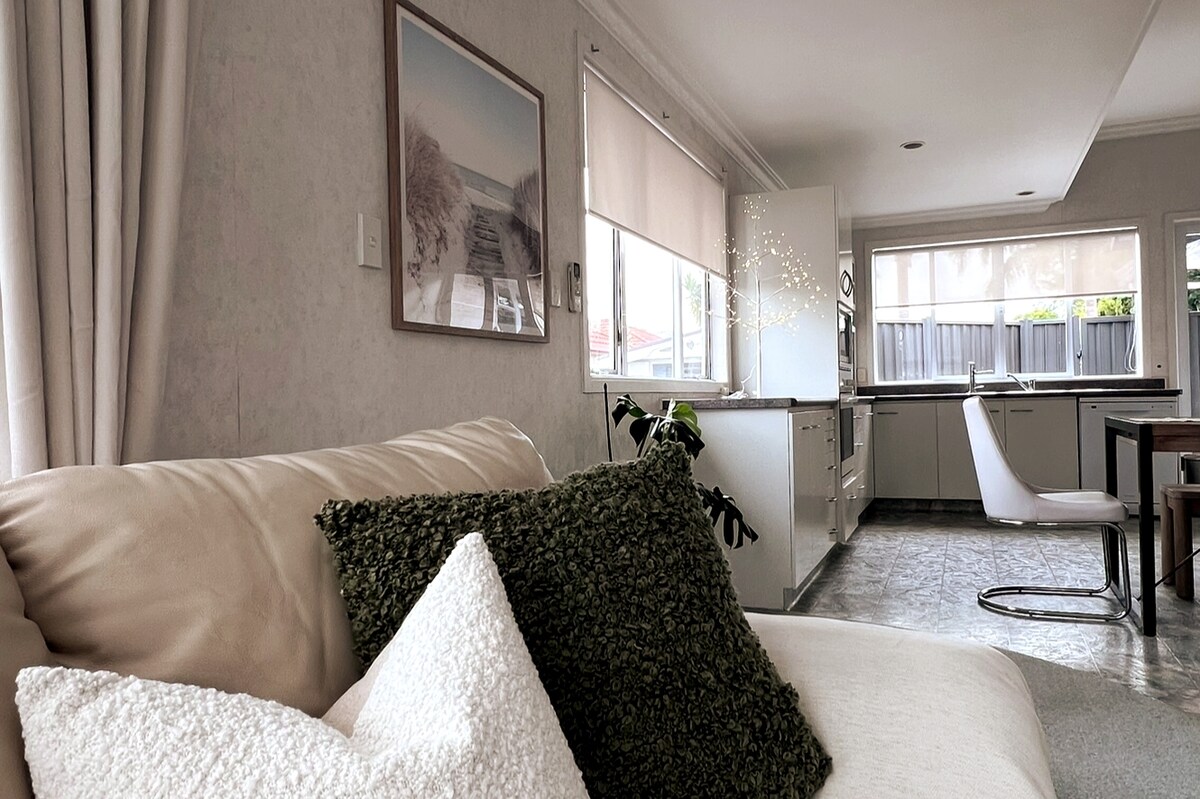 Successful Airbnb property: Life on Landing in Whakatane District