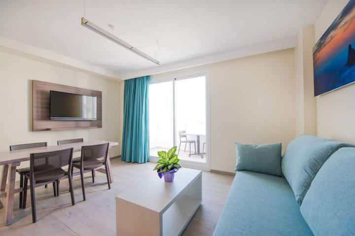 1 Bedroom 3 Guests Apt San Antonio Cafè Del Mar - Sant Antoni de Portmany