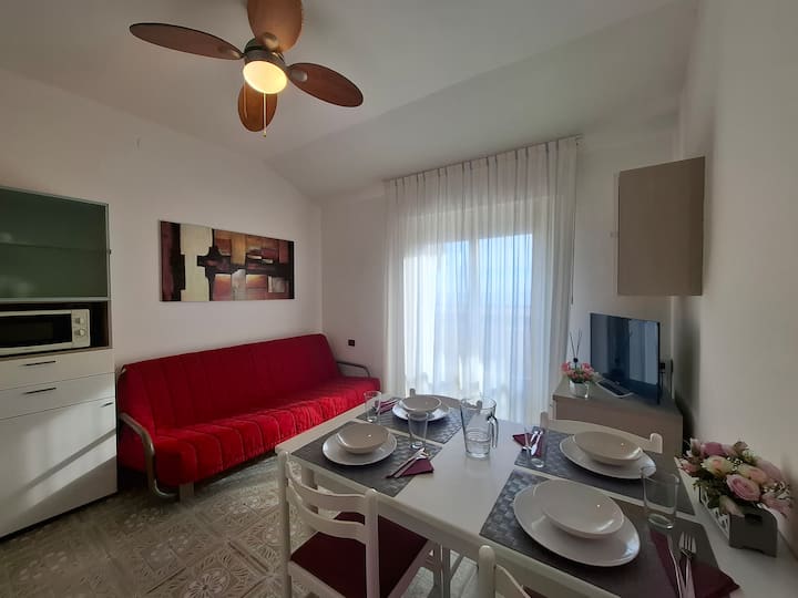 Comfortable two-room apartment - a stone's throw from the beach!