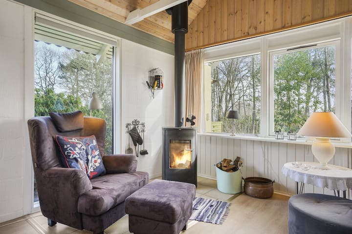Rummeligt Og Lyst Hus I Louns - 丹麥