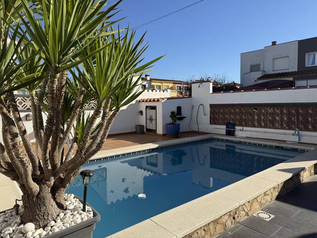 AwayDays – Casa con piscina