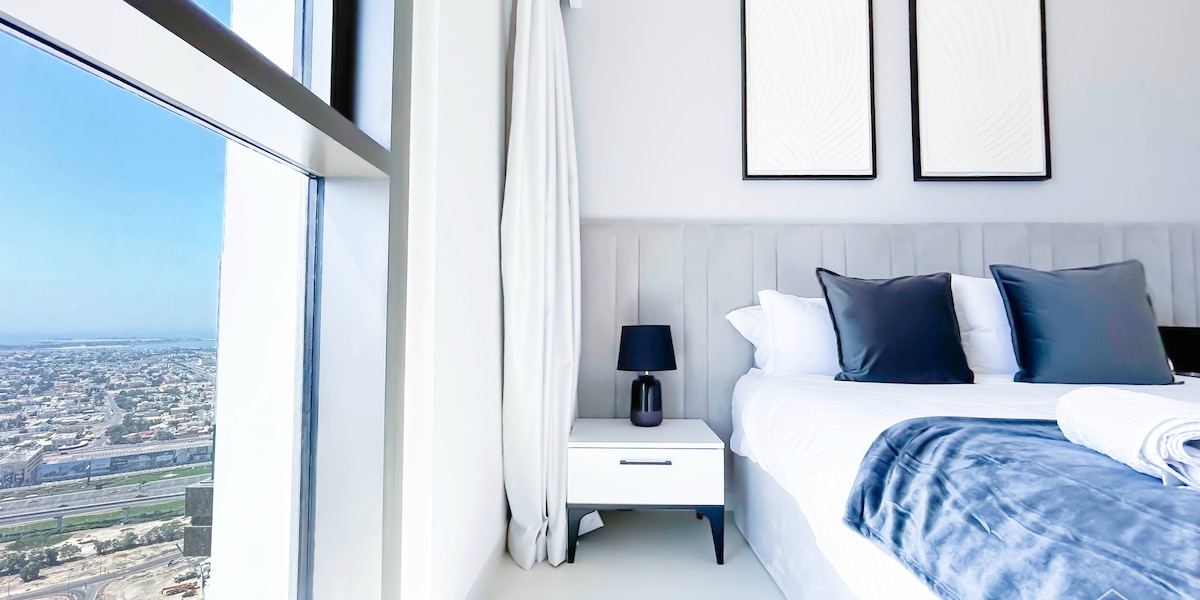 2 Bedroom Furnished Apartment | Burj Crown 5