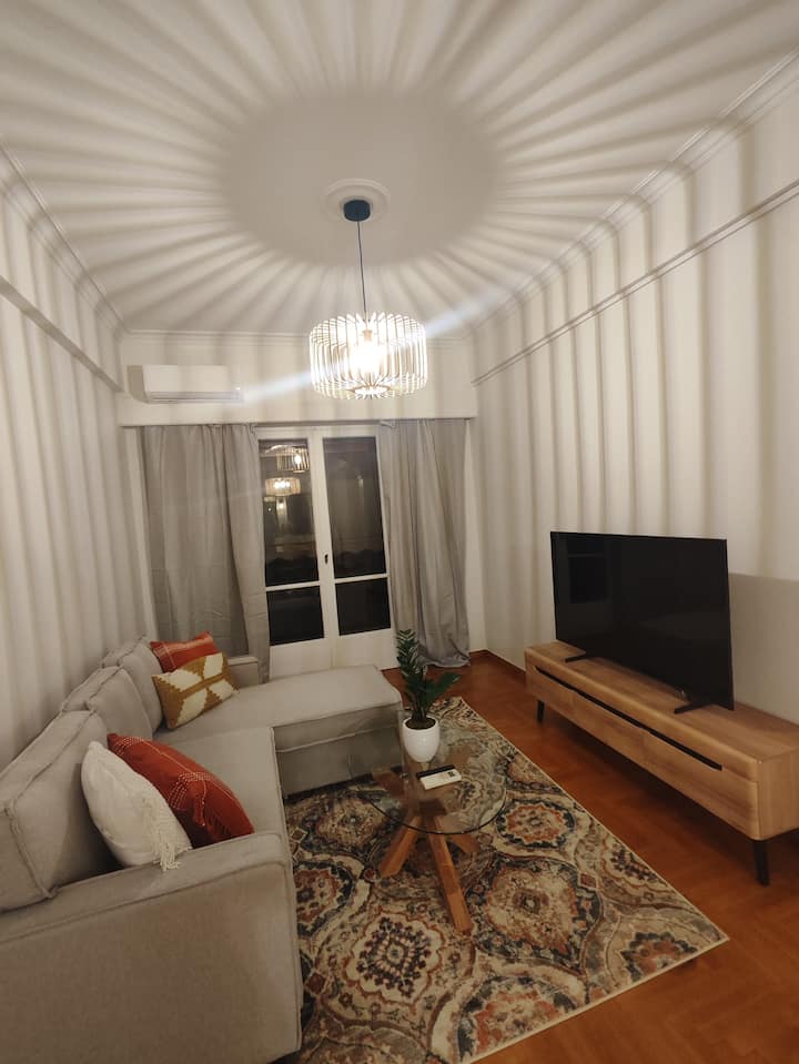 Pangrati Varnava -2 Bedroom Flat - アテネ