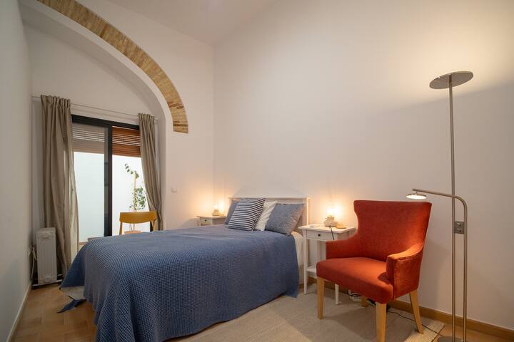 غرفة النوم 2