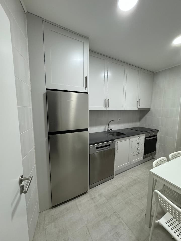 2º Andar Centro Histórico | 3 Quartos | 6 Pax - Moita