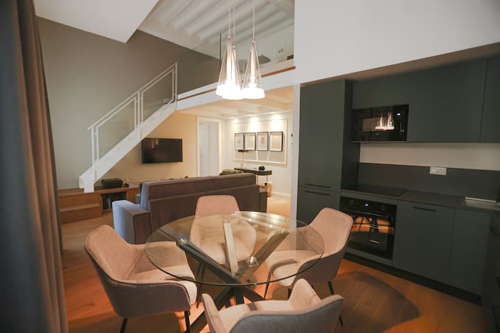 Bargello – Nine Luxury Suite + parking