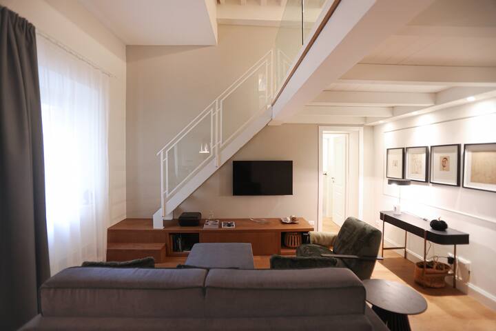 Bargello – Nine Luxury Suite + parking gallery image 2