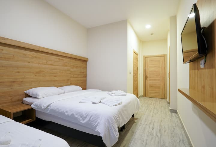 Askoroz Otel İZmit 3 Kişilik Oda - İzmit