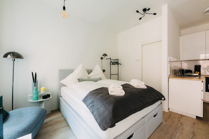 Design Apartment With Smart Living & Comfort - Düsseldorf