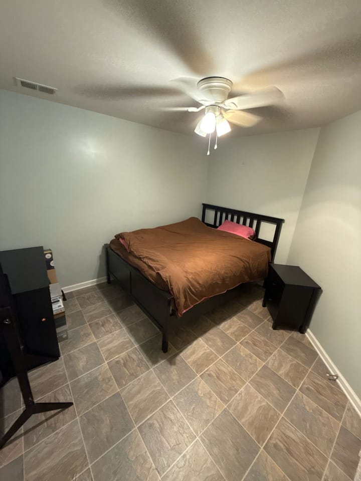 Cozy Nest In The City - Dover, DE