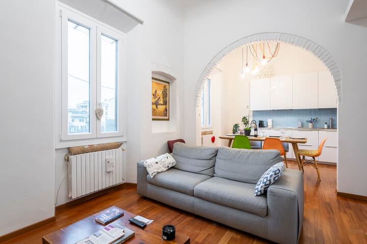 [1km from Center, Wifi, A/C] Orcagna Design gallery image 2