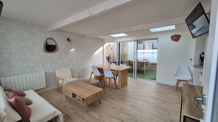 Maison Plein Centre Ville à 100 M De La Plage - Royan