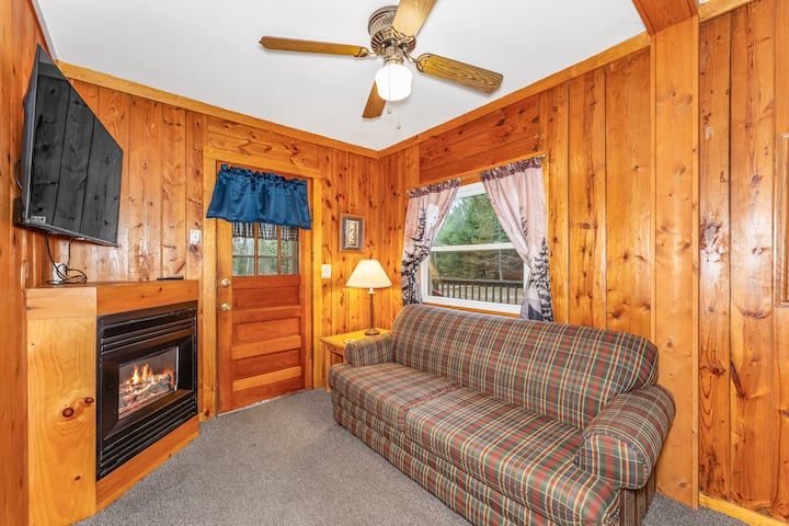 Cedaroma Lakeview Cozy Cabin 6 Amazing Views - St. Germain, WI