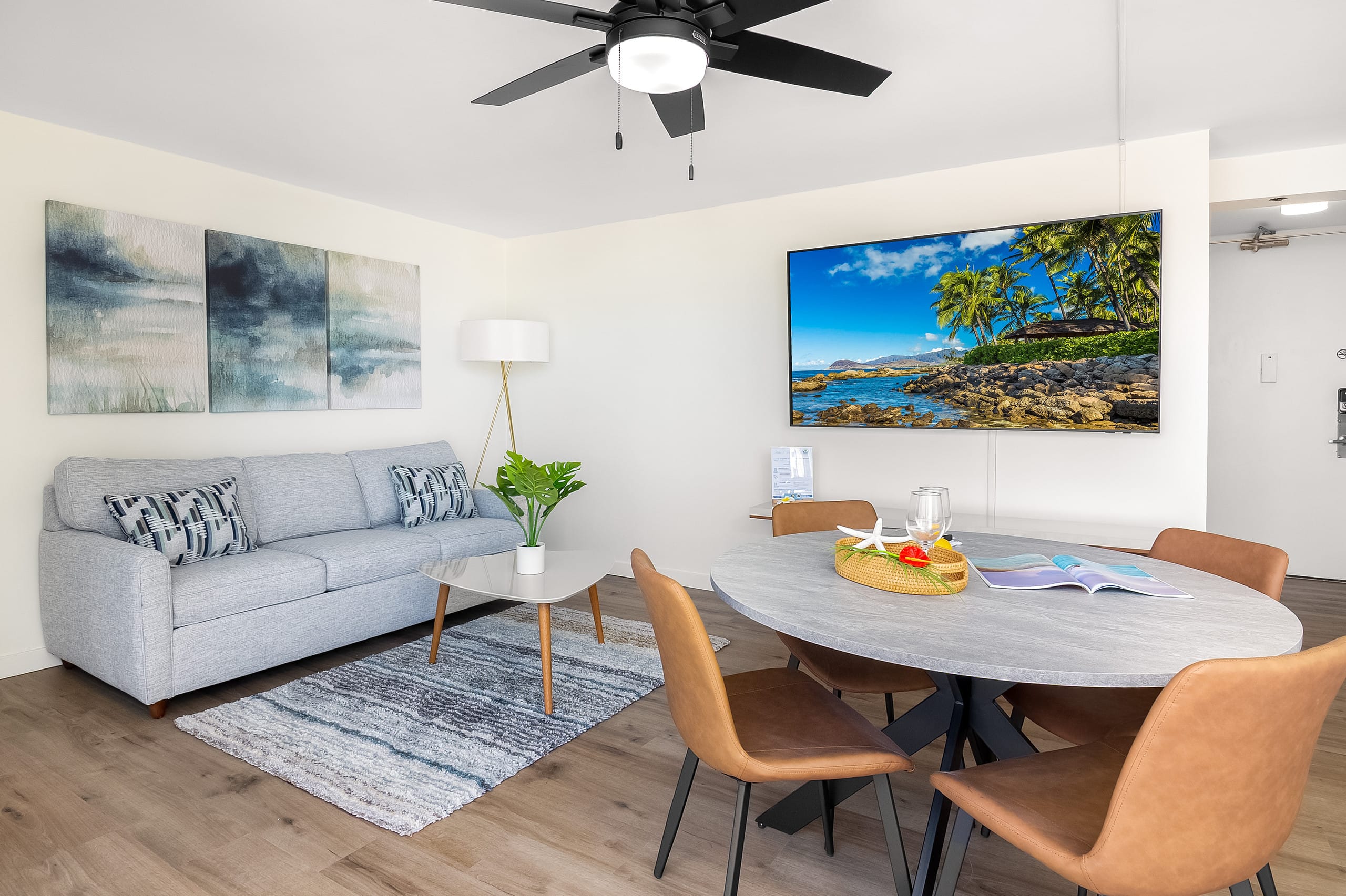Waikiki studio w/ lanai & rooftop pool - Image 2