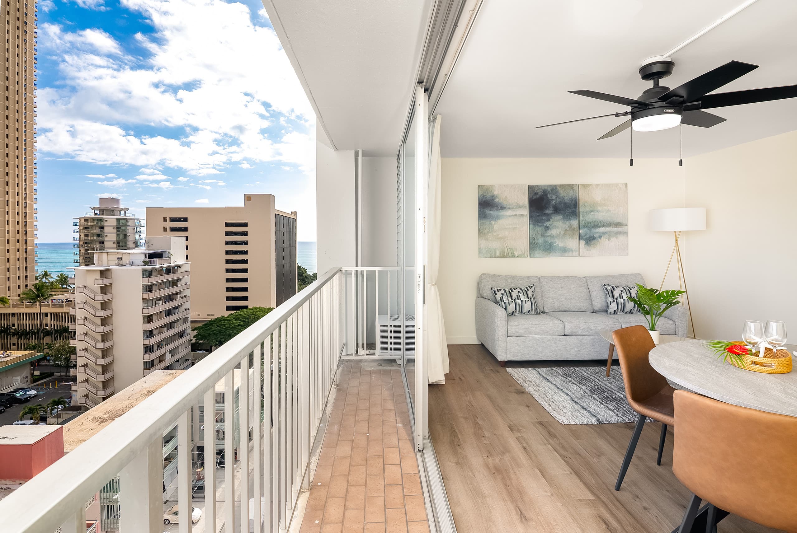 Waikiki studio w/ lanai & rooftop pool - Image 28