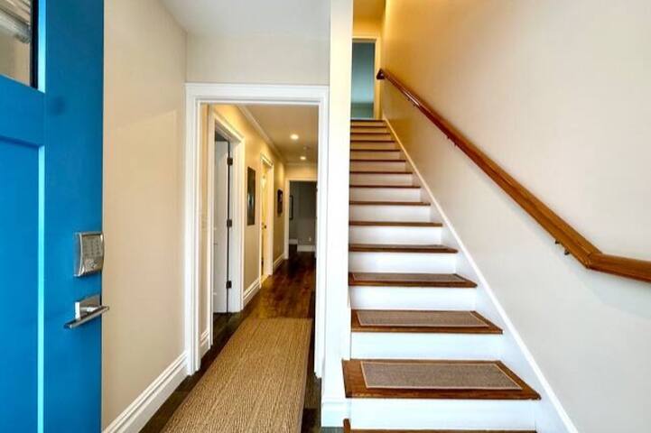 Tradewind Haven – New Townhouse Near Newport! gallery image 4