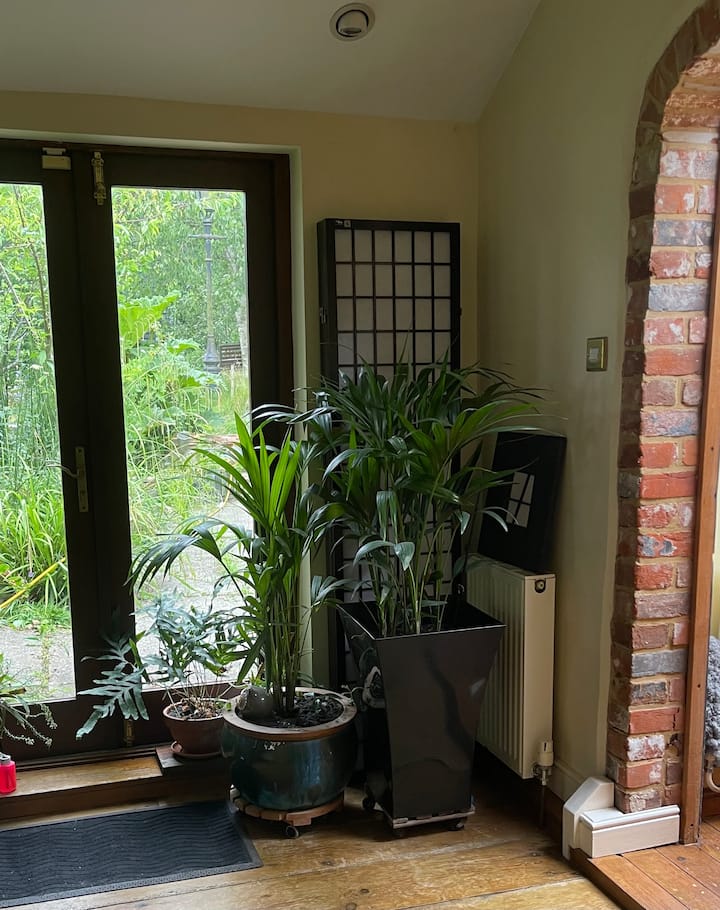 Woodland Retreat W/garden Escape - Lowestoft