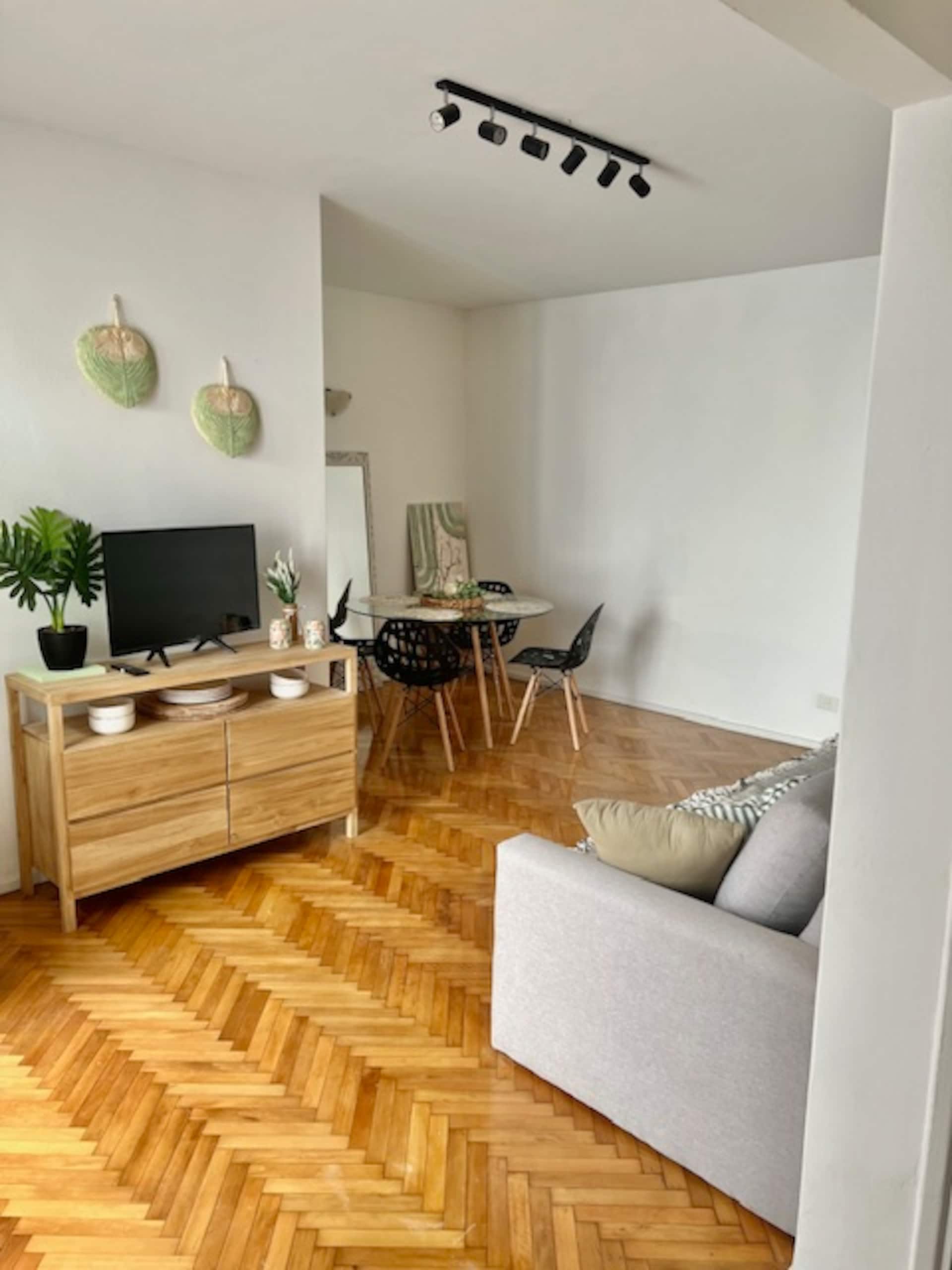 Apartamento de dois ambientes para aluguel em Almagro