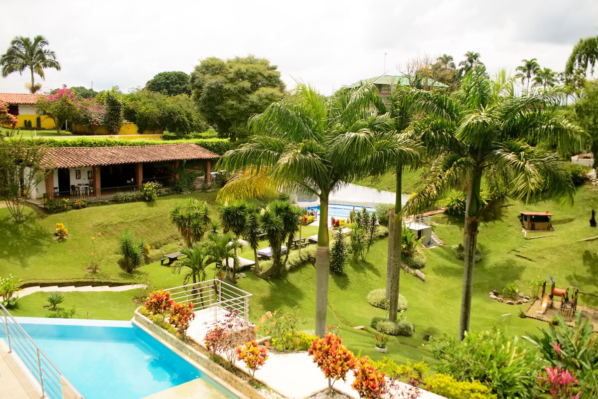 Habitación multiple Loma Verde