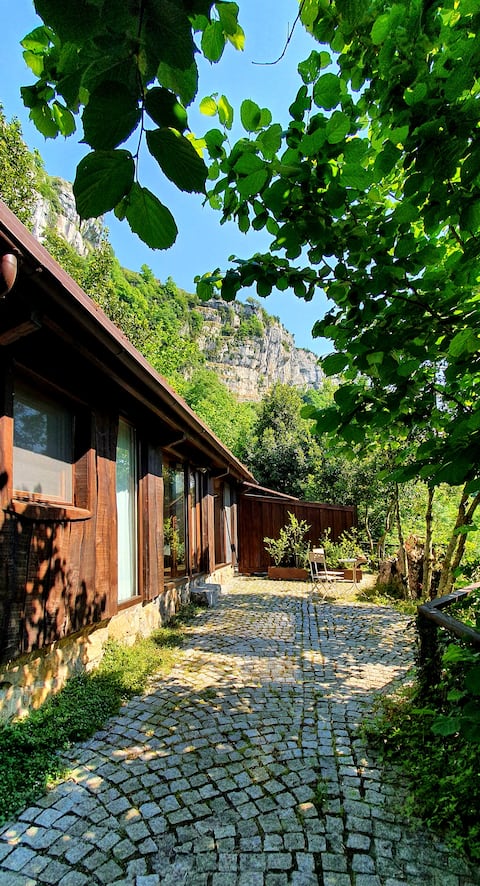 Cabaña-La Lastra
Ajanedo. com