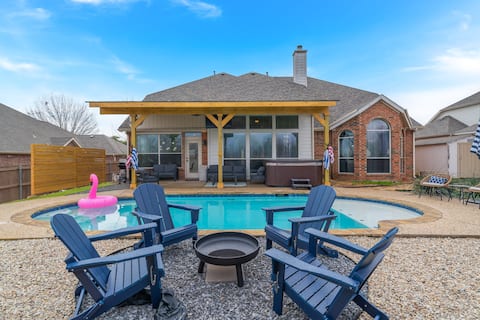 Luxury 5BR Retreat w/ Pool & Games Near AT&T