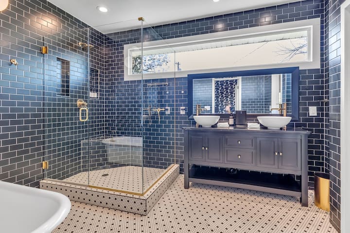 Encore Escape: Stylish Nashville Home w/ Hot Tub gallery image 5
