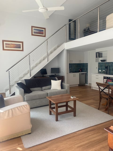 Top Airbnb: The Sanctuary in Point Lonsdale