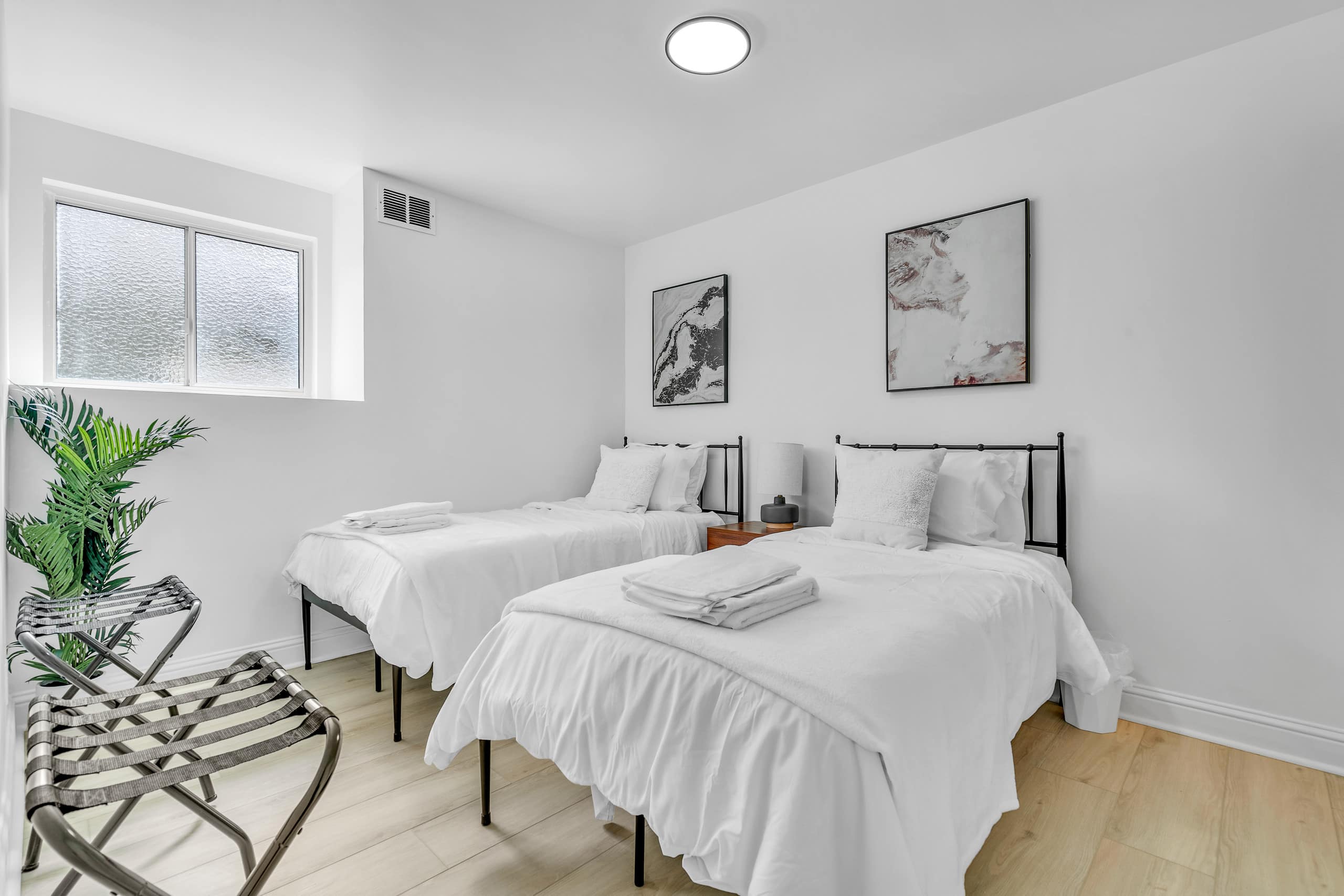 Home in South San Francisco · ★4.83 · 4 bedrooms · 6 beds · 4 private baths - Image 6