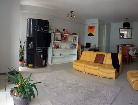 Top Airbnb: CLOSE TO EVERYTHING: Comfortable, private and safe. in Cajamarca
