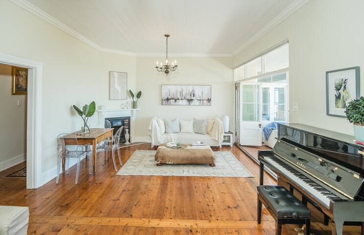 Quarter Deck Lookout | Saint James