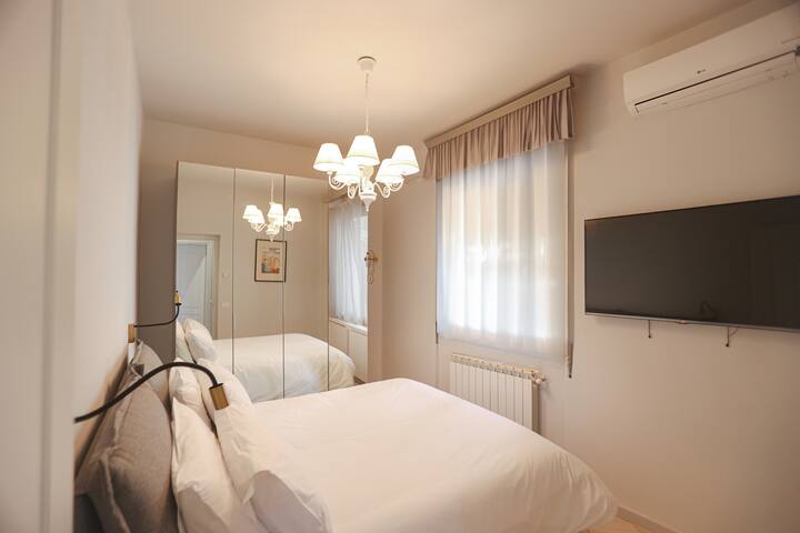 Piazza della Signoria Tower + LIFT gallery image 4