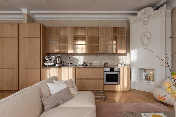 2BR ‘ZEN’ luxury in Quite Center gallery image 5