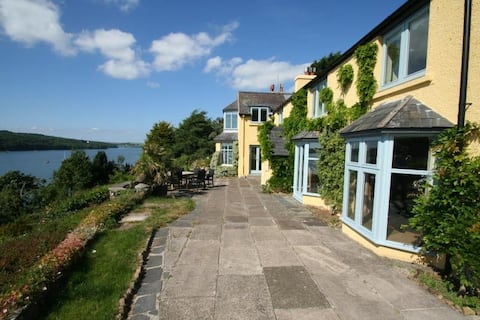 Four Ashes House & Pool