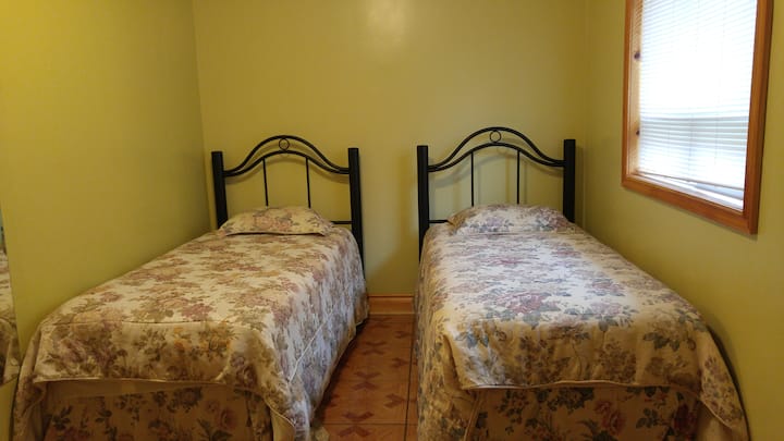 Whole Building Suites Of Wasaga2 - Wasaga Beach
