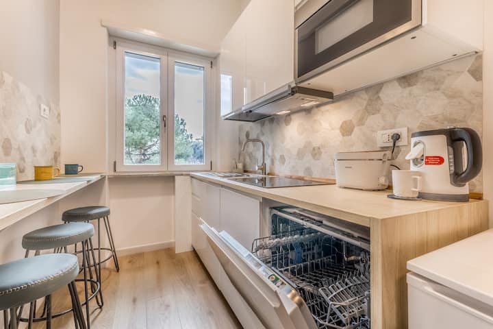 Elegante 3 Camere Con Bagno Metro B San Paolo - Roma