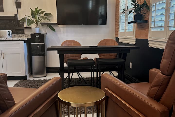 Guesthouse W/ Private Courtyard - Queen Creek, AZ